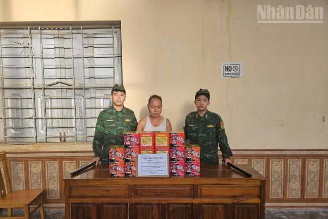 Đối tượng Tấn đã bị cán bộ chiến sĩ biên phòng Đồn Biên phòng Chi Lăng, tỉnh Lạng Sơn bắt giữ.