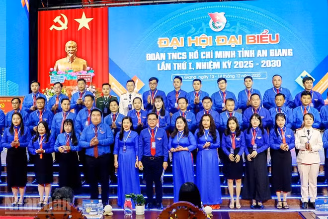 Ban Chấp hành Đoàn Thanh niên Cộng sản Hồ Chí Minh tỉnh An Giang khóa I, nhiệm kỳ 2025-2030 ra mắt Đại hội. 