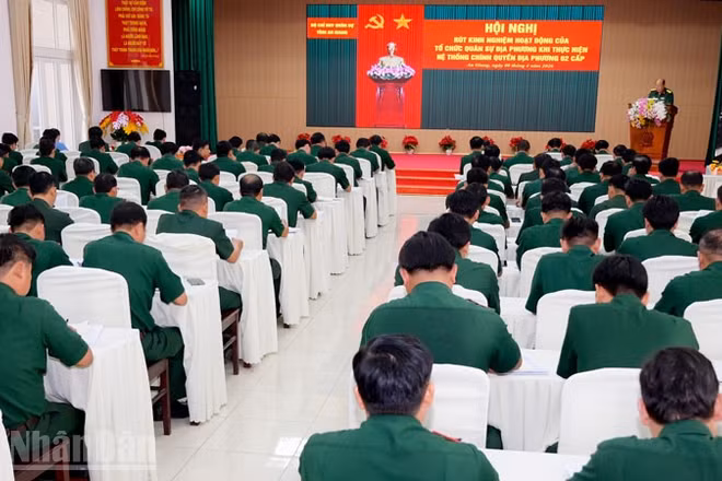 Quang cảnh hội nghị. (Ảnh: PHƯƠNG VŨ)
