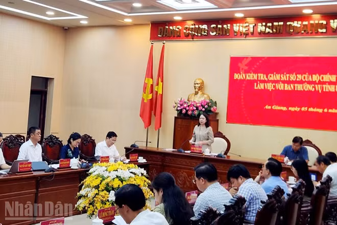 Phó Chủ tịch nước Võ Thị Ánh Xuân phát biểu tại buổi làm việc.