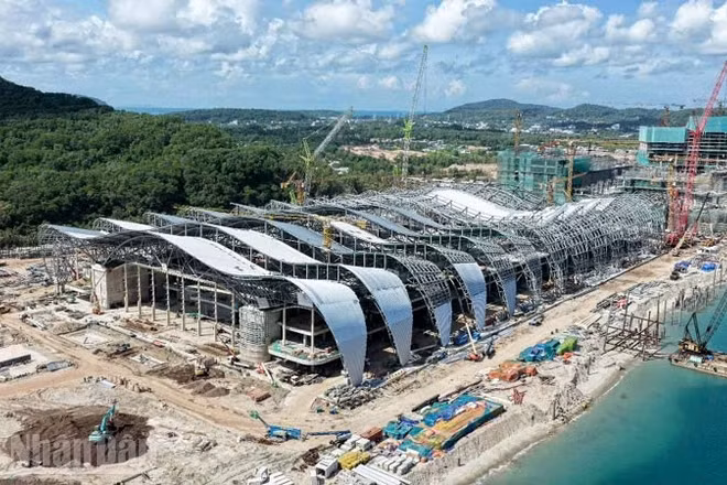 Thi công công trình phục vụ Hội nghị cấp cao APEC 2027, tại Phú Quốc.