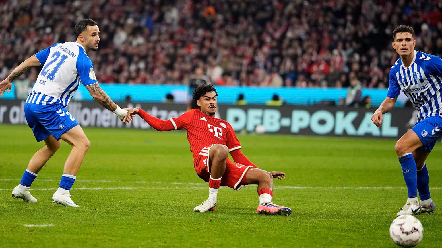 23-fcb-fcm-261028-ima.jpg