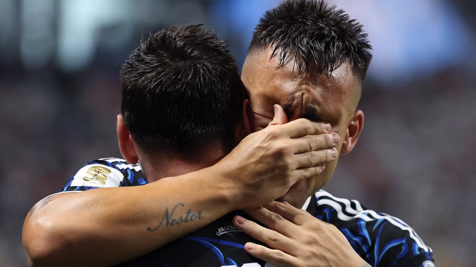 vna-potal-world-cup-2026-argentina-lai-nguoc-dong-vi-dieu-de-vao-chung-ket-8890077-9716.jpg