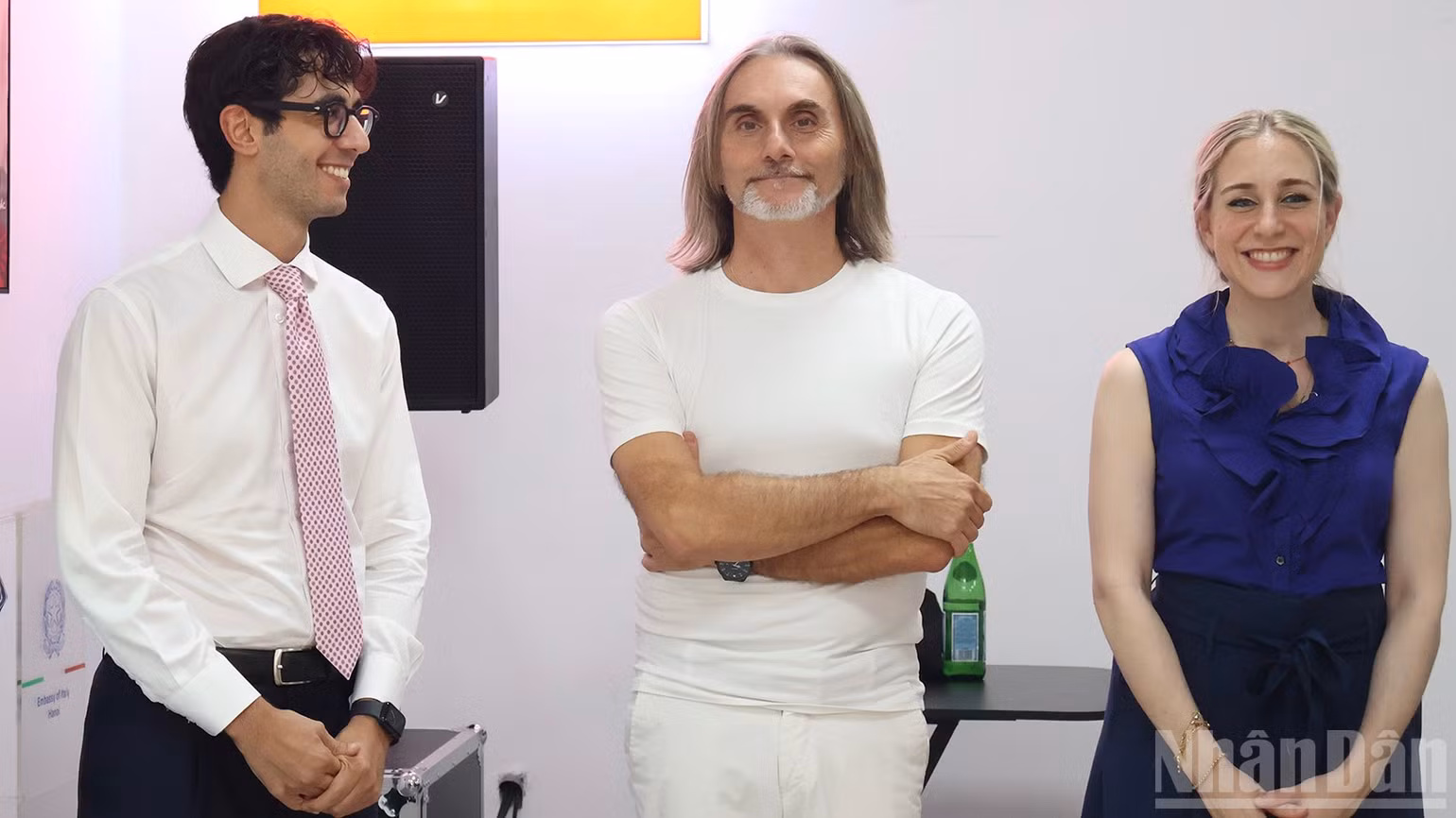 ndo_br_hopxxuong.jpg