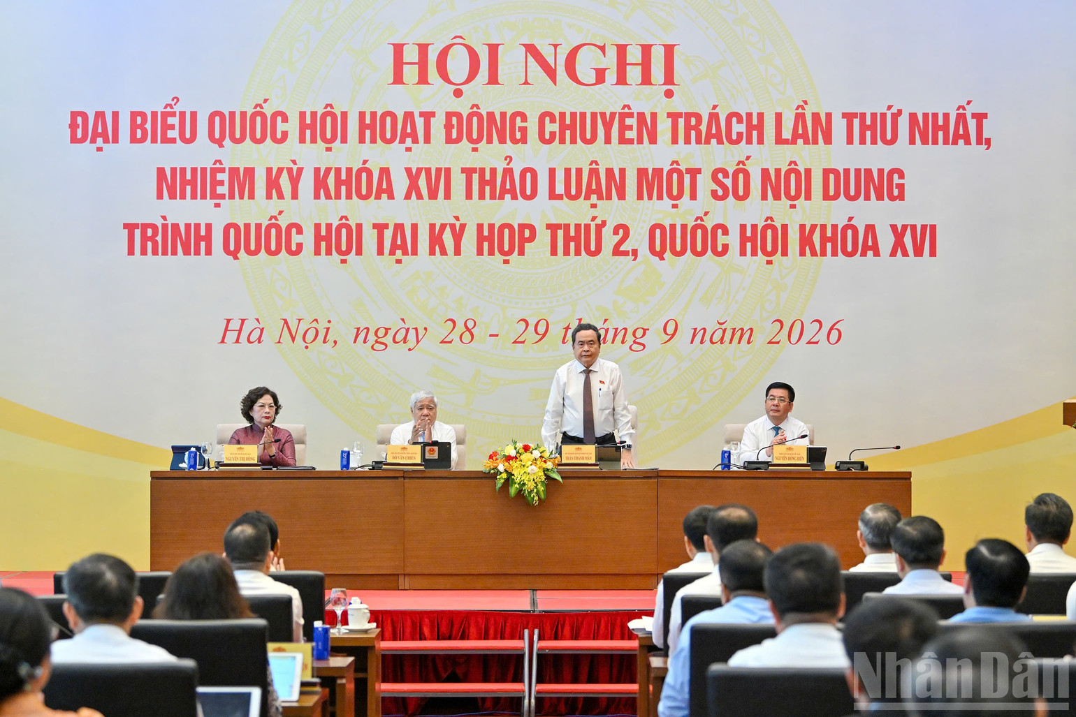 Chủ tịch Quốc hội Trần Thanh Mẫn chủ tr&igrave; hội nghị. (Ảnh: THỦY NGUY&Ecirc;N)