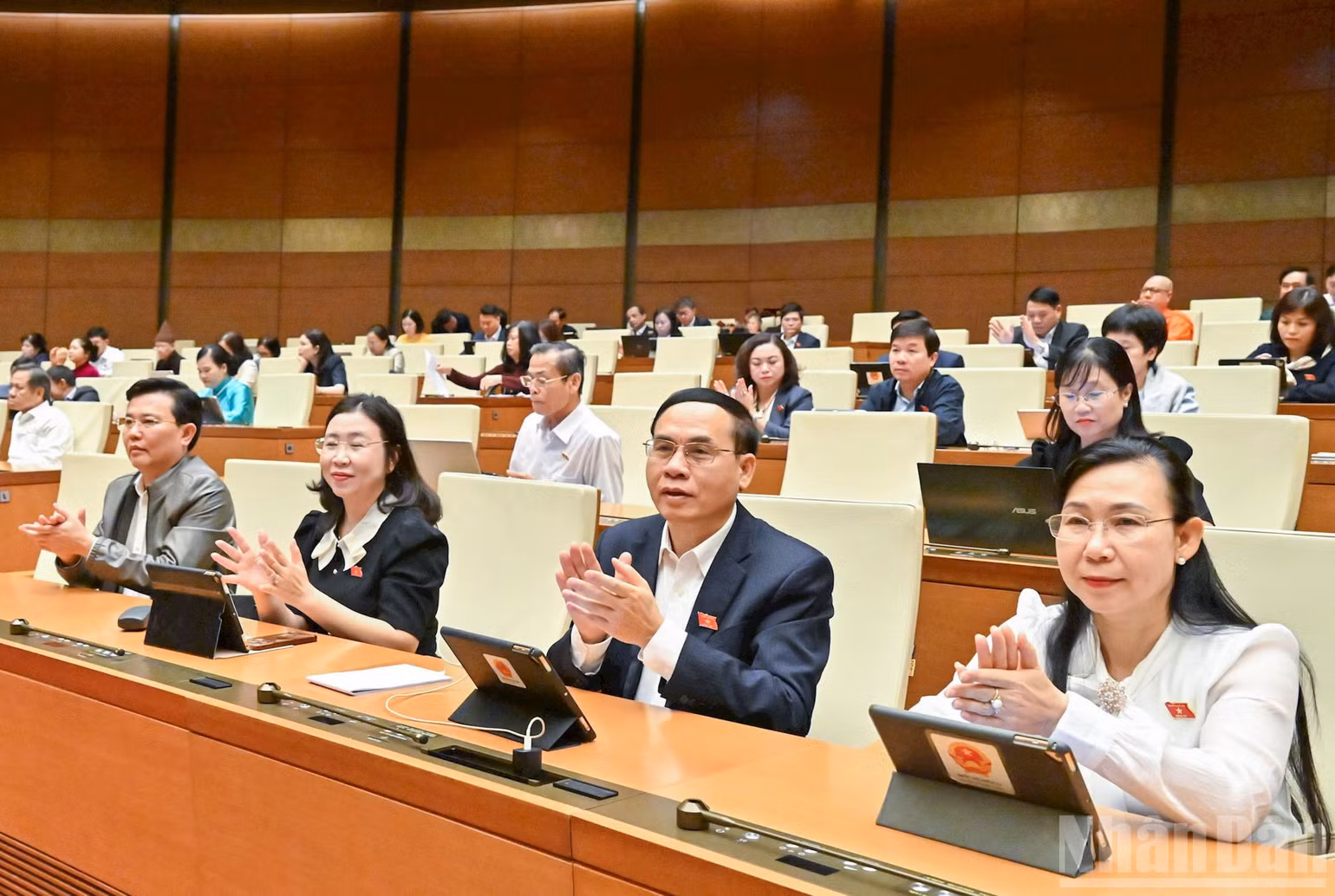 ndo_br_cac-dai-bieu-1.jpg
