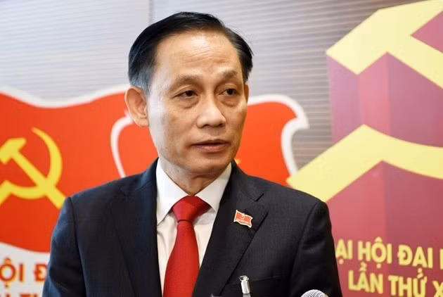 le-hoai-trung.jpg