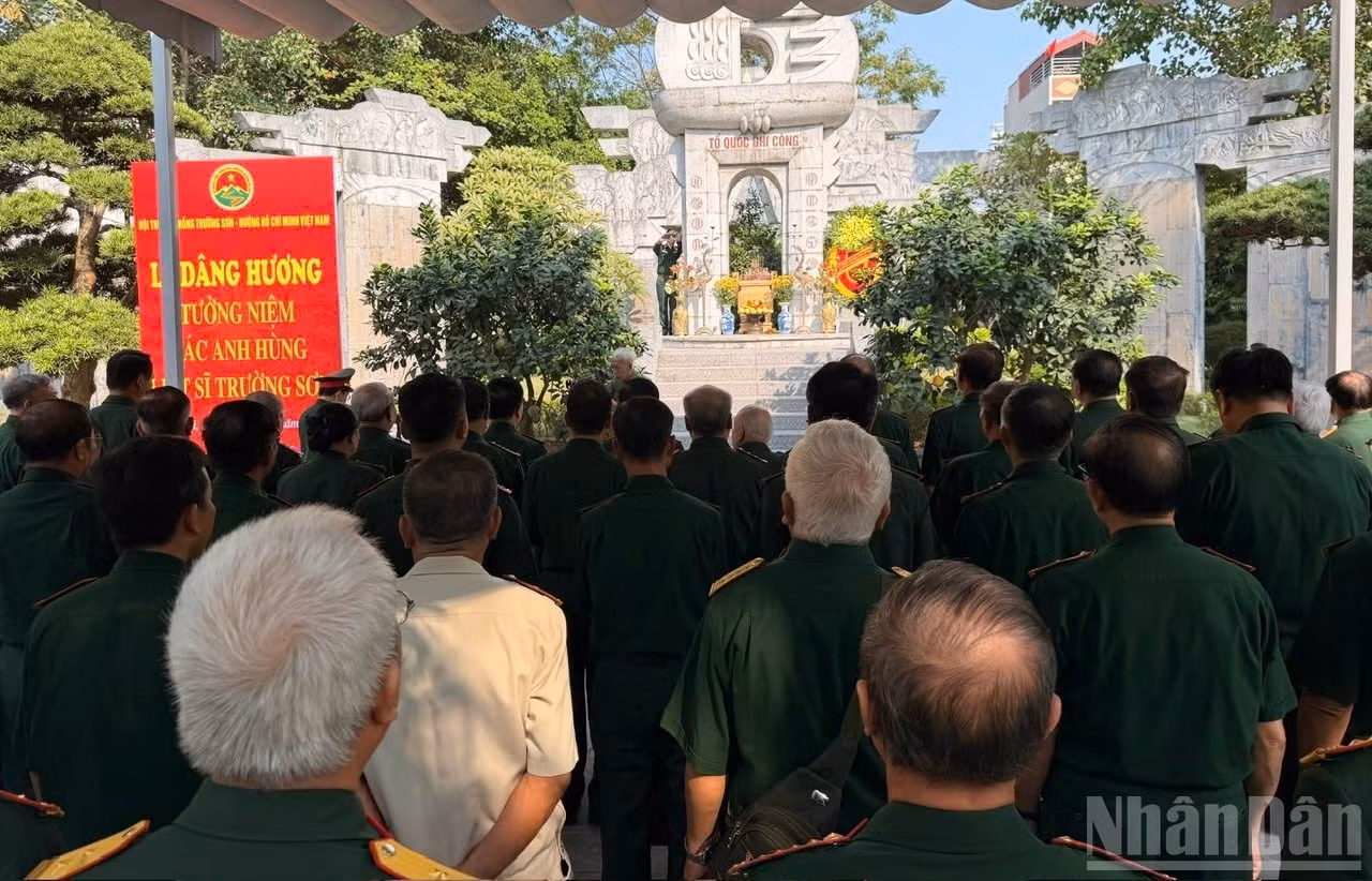 500-ngay-dem.jpg