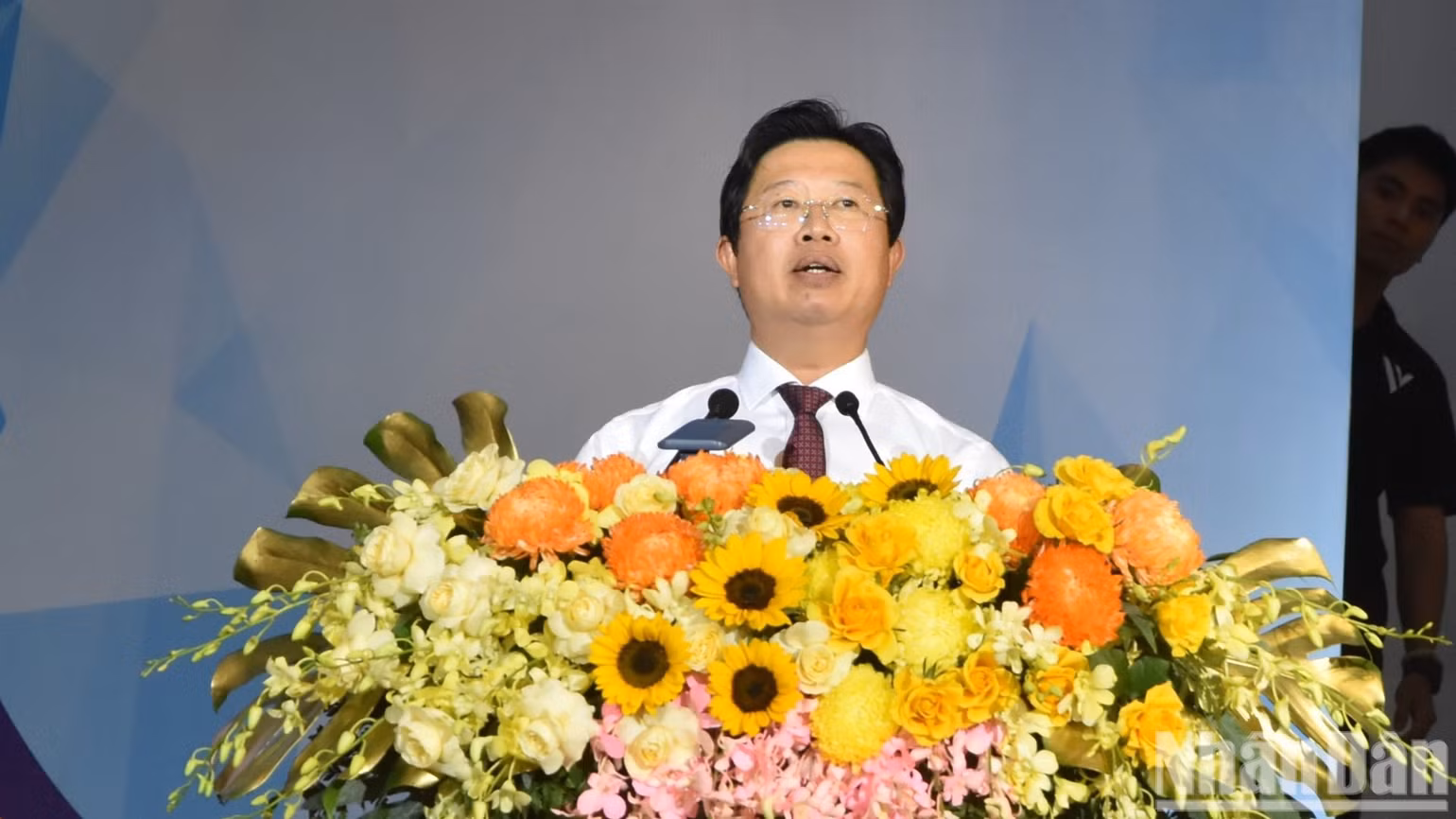 ndo-br-dsc-0332-5450-9616.jpg
