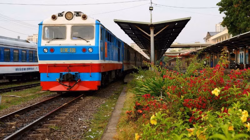 Vẻ đẹp của "Đường tàu-Đường hoa".