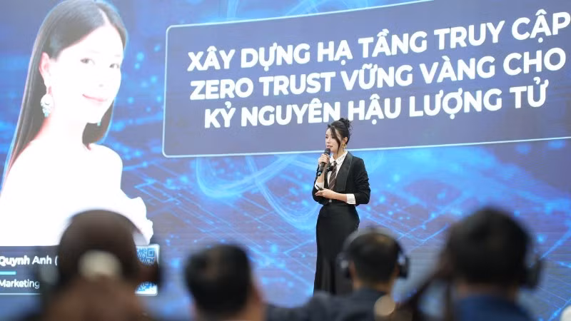 annie-quynh-anh-la-nu-dien-gia-duy-nhat-cua-dien-dan-phat-trien-ha-tang-so-viet-nam-2025-digiinfra-2025-2670.jpg