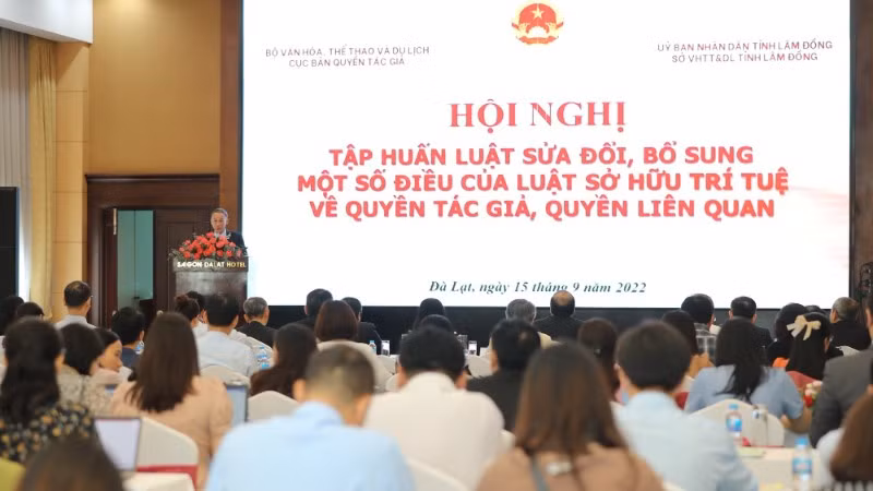 thu-truong-doan-van-viet-du-hoi-nghi-luat-ban-quyen3-1663223356665651073549-1718583856181-17185838562521389306219-7565.jpg