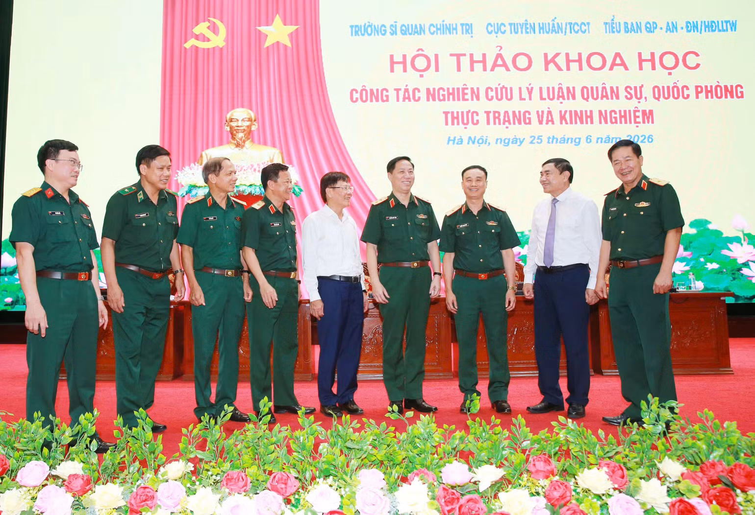hoi-thao-khoa-hoc.jpg
