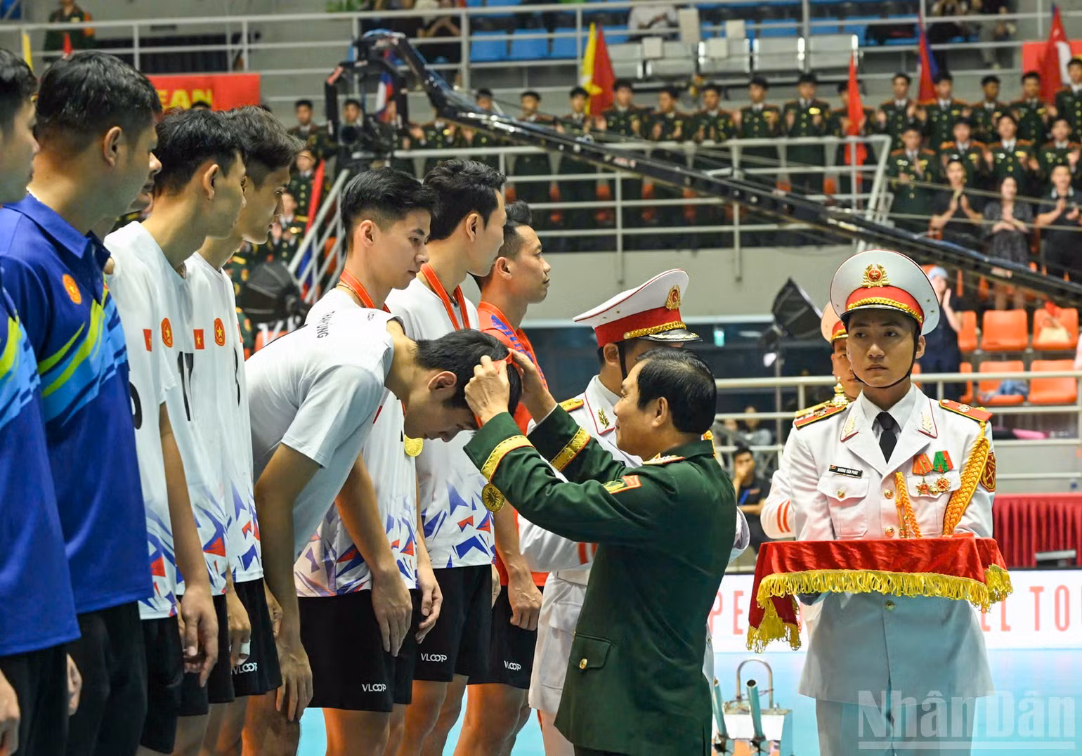 ndo_br_bong-chuyen-qd-asean-15.jpg