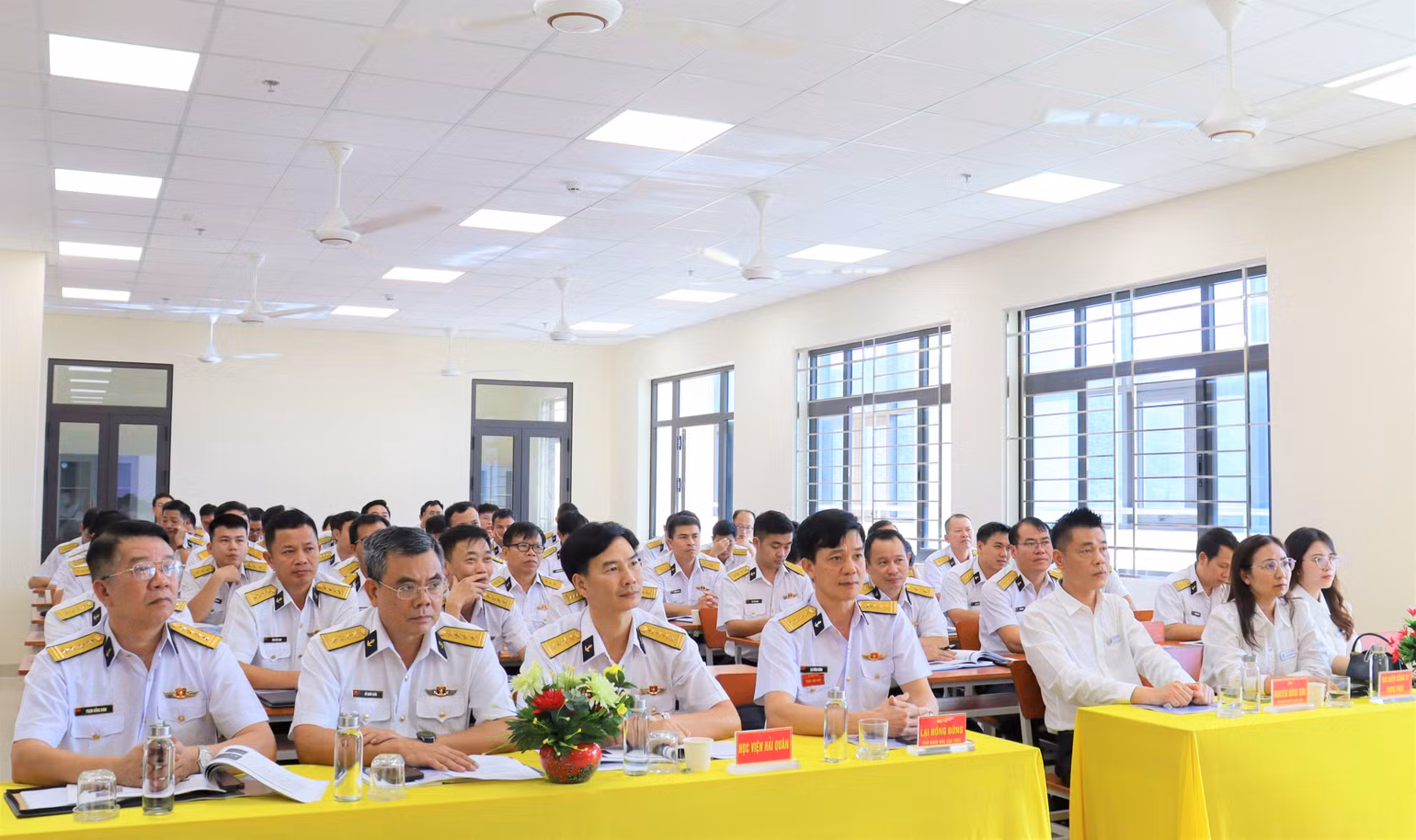hinh-anh-1-cac-dai-bieu-tham-du-buoi-tap-huan1.jpg