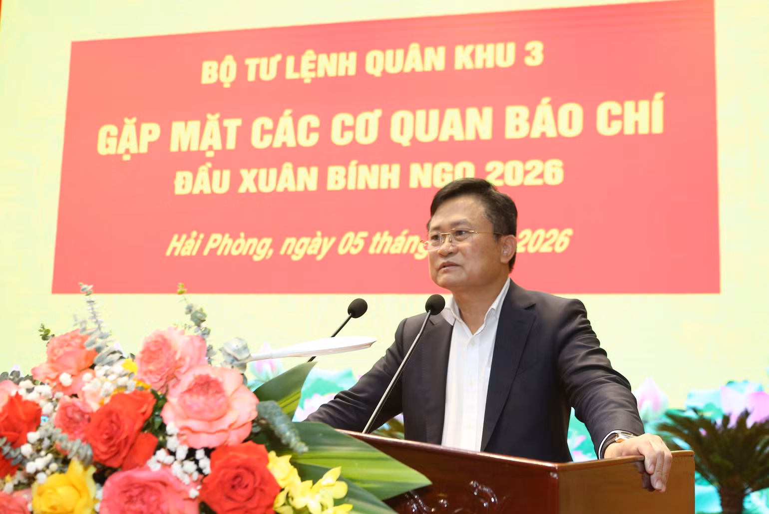 4-lanh-dao-bao-truyen-hinh-hp-phat-bieu-tai-buoi-gap-mat.jpg