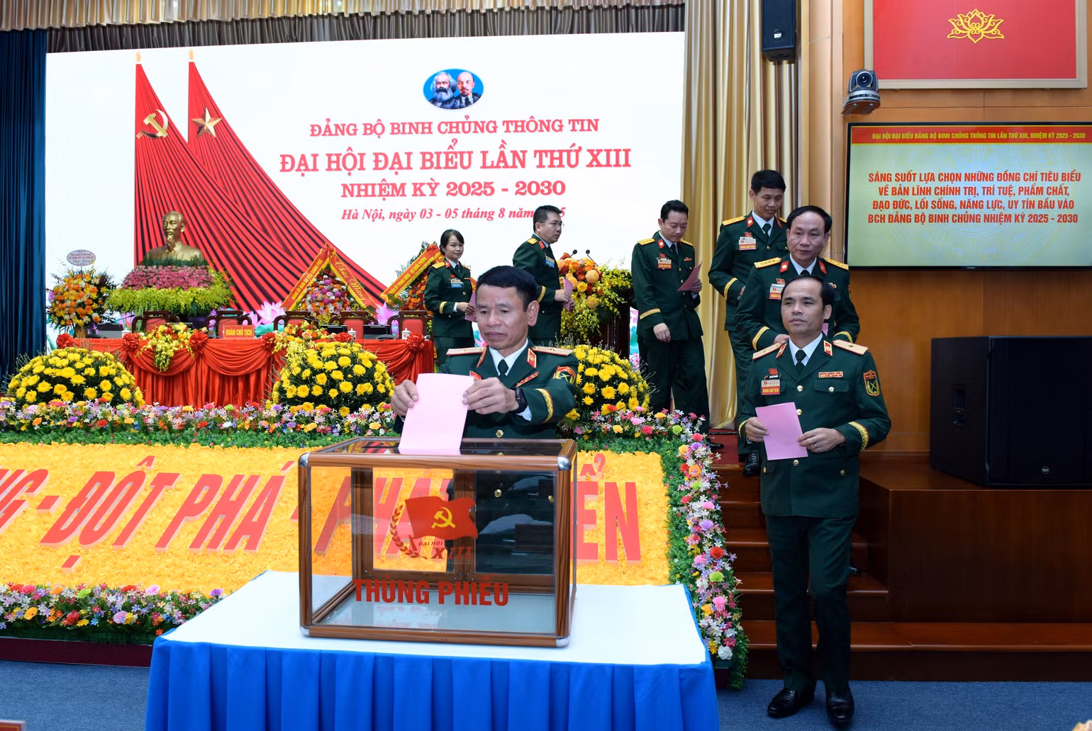 binh-chung-thong-tin-5.jpg
