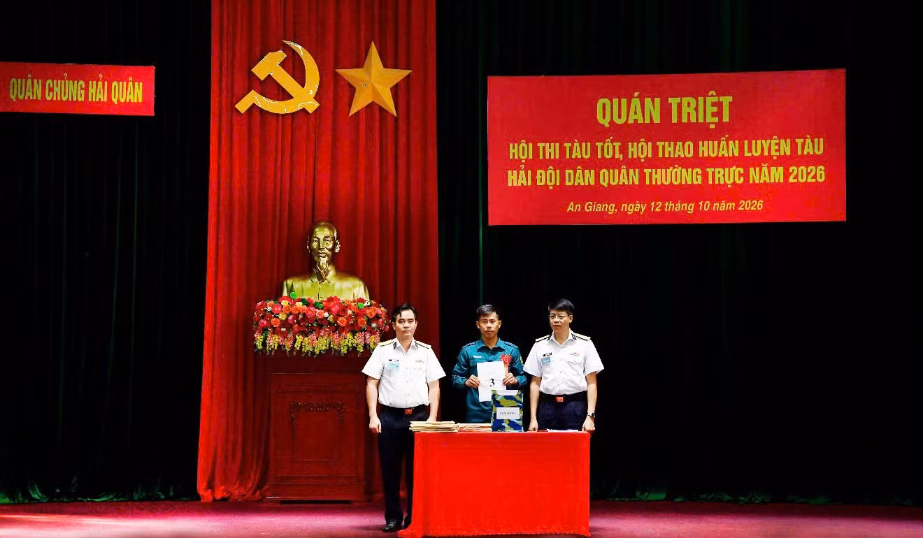 hoithao3.jpg