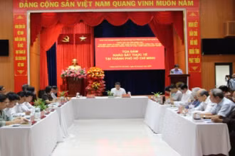 Quang cảnh tọa đàm.