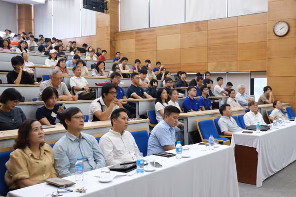 Các đại biểu tham dự bài giảng đại chúng về các giải Nobel khoa học năm 2026. (Ảnh: Nhật Minh)