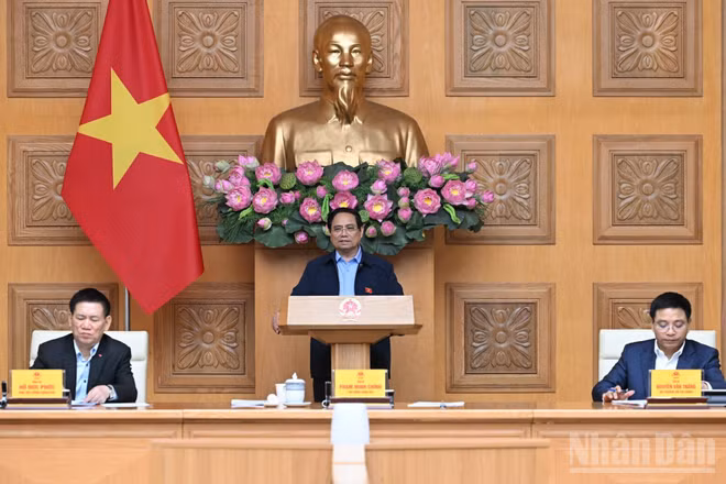 Thủ tướng Phạm Minh Chính chủ trì Phiên họp lần thứ hai của Ban Chỉ đạo Quốc gia triển khai Nghị quyết số 68-NQ/TW của Bộ Chính trị về phát triển kinh tế tư nhân. (Ảnh: Trần Hải)