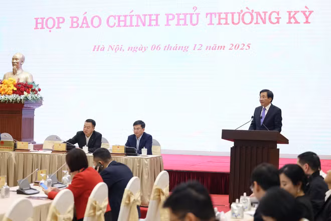 Họp báo Chính phủ thường kỳ tháng 11. (Ảnh: VGP)