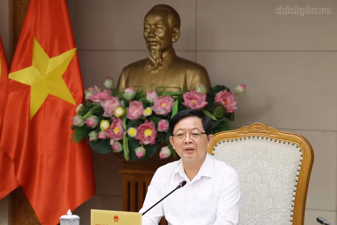 Phó Thủ tướng Chính phủ Hồ Quốc Dũng chủ trì cuộc họp. (Ảnh: chinhphu.vn/Gia Huy)