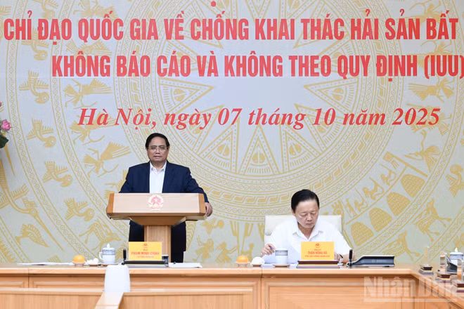 Thủ tướng Chính phủ Phạm Minh Chính chủ trì Phiên họp lần thứ 16 Ban Chỉ đạo quốc gia về IUU. (Ảnh: Trần Hải)