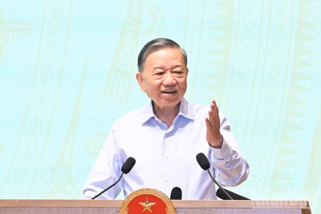 Tổng Bí thư, Chủ tịch nước Tô Lâm phát biểu ý kiến chỉ đạo Phiên họp Chính phủ thường kỳ tháng 6 và Hội nghị trực tuyến Chính phủ với các địa phương. (Ảnh: TRẦN HẢI)