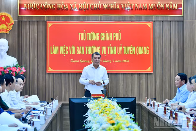 Thủ tướng Chính phủ Lê Minh Hưng kết luận cuộc làm việc với Ban Thường vụ Tỉnh ủy Tuyên Quang. (Ảnh: THANH GIANG)