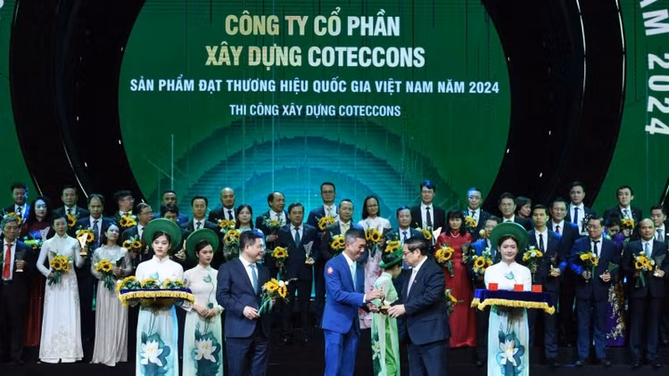 Coteccons nhận danh hiệu "Thương hiệu quốc gia Việt Nam năm 2024".