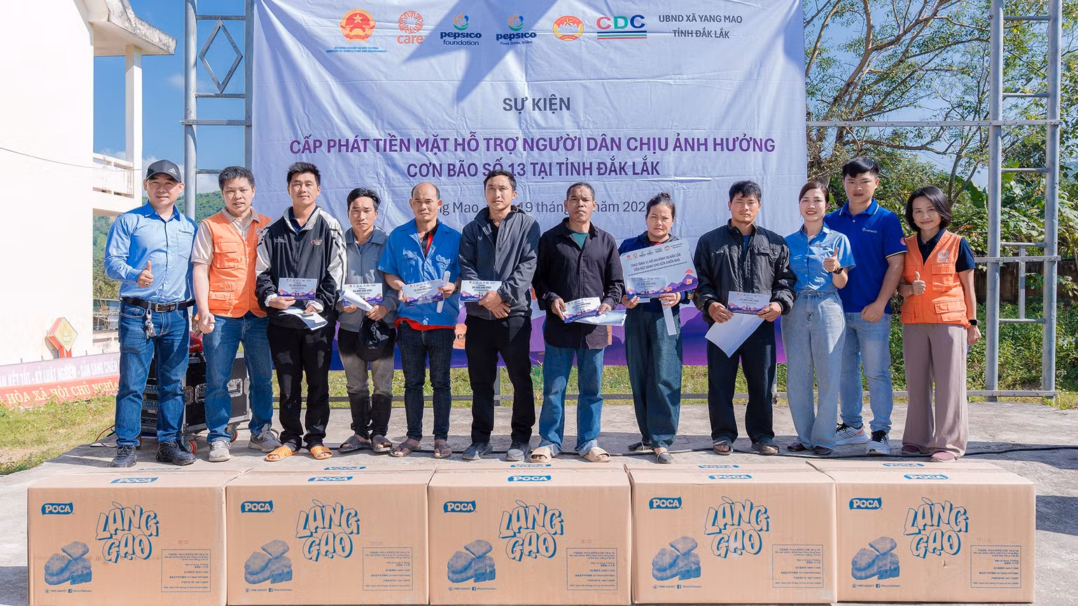 care-vietnam-ho-tro-nguoi-dan-bi-bao-so-13-2-daklak.jpg