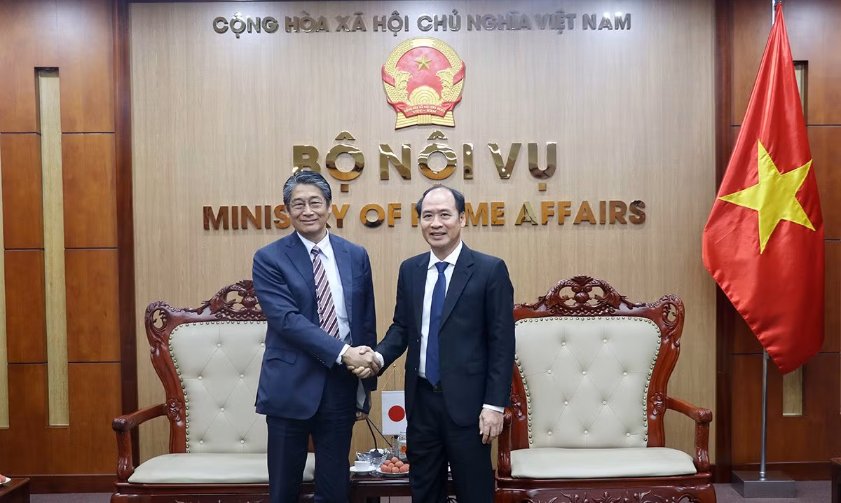 thu-truong-nguyen-van-hoi-tiep-dai-su-nhat-ban.jpg