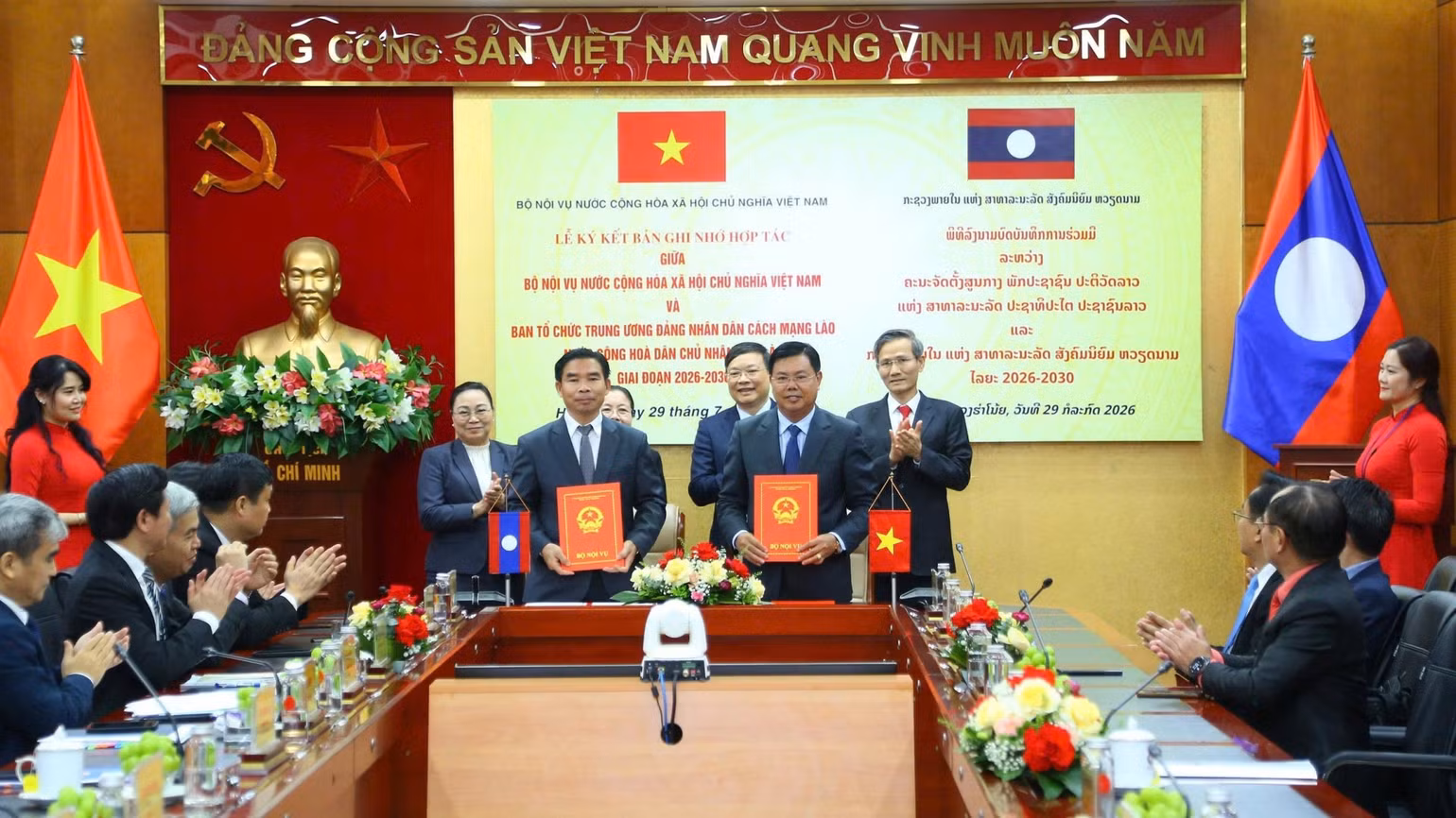 bo-noi-vu-vietnam-hop-tac-ban-to-chuc-trung-uong-lao.jpg