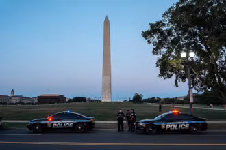 [Video] Mỹ tung đặc vụ liên bang FBI trấn áp tội phạm ở Washington D.C.