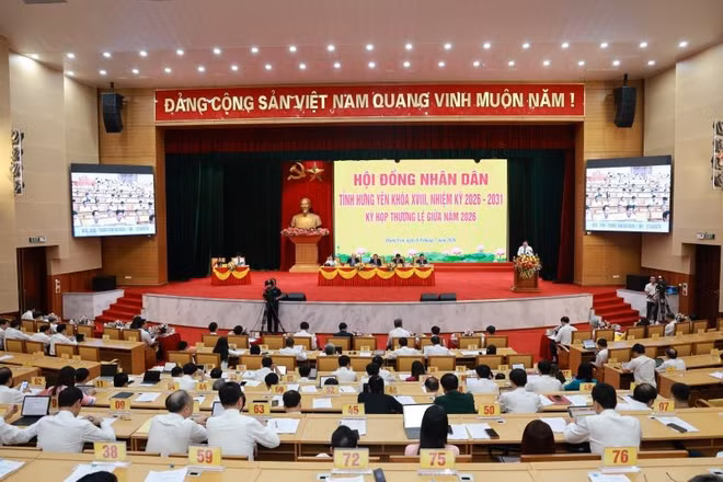 Hội đồng nhân dân tỉnh Hưng Yên khóa XVIII tổ chức kỳ họp quyết định nhiều nghị quyết quan trọng về phát triển kinh tế-xã hội.