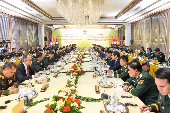 Quang cảnh hội đàm.