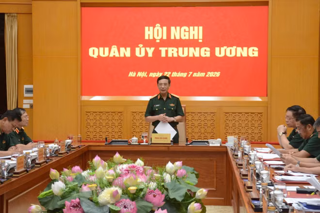Đại tướng Phan Văn Giang chủ trì hội nghị. (Ảnh: Thế Đại)