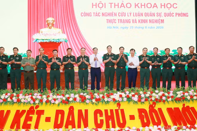 Đại biểu tại hội thảo.