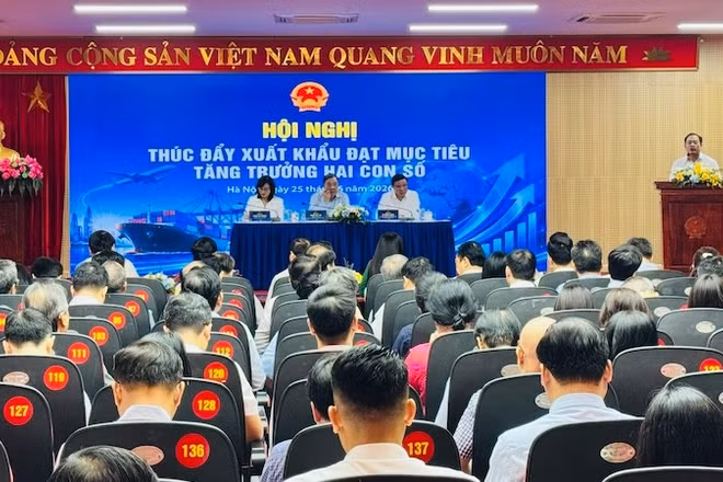 Hội nghị thúc đẩy xuất khẩu đạt mục tiêu tăng trưởng hai con số.