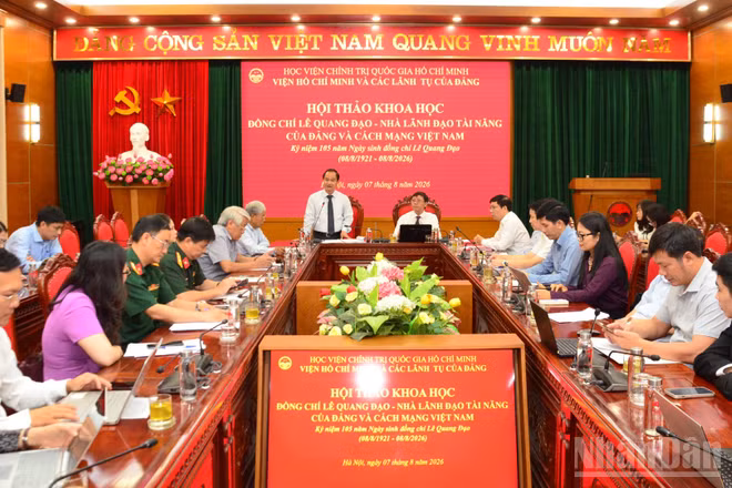 Quang cảnh hội thảo khoa học: "Đồng chí Lê Quang Đạo - Nhà lãnh đạo tài năng của Đảng và cách mạng Việt Nam". (Ảnh: PHẠM CƯỜNG)