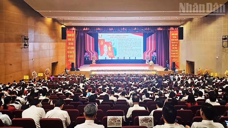 Quang cảnh đại hội.