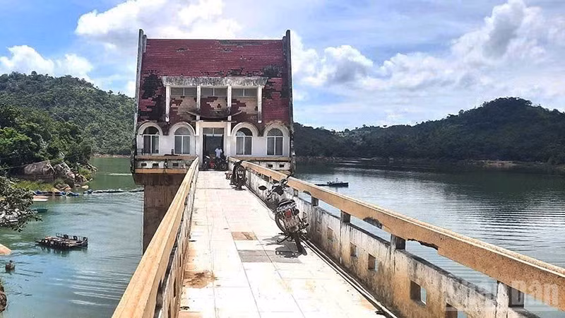 ndo_br_a2-1982.jpg