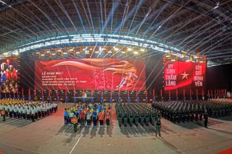 Toàn cảnh lễ khai mạc.