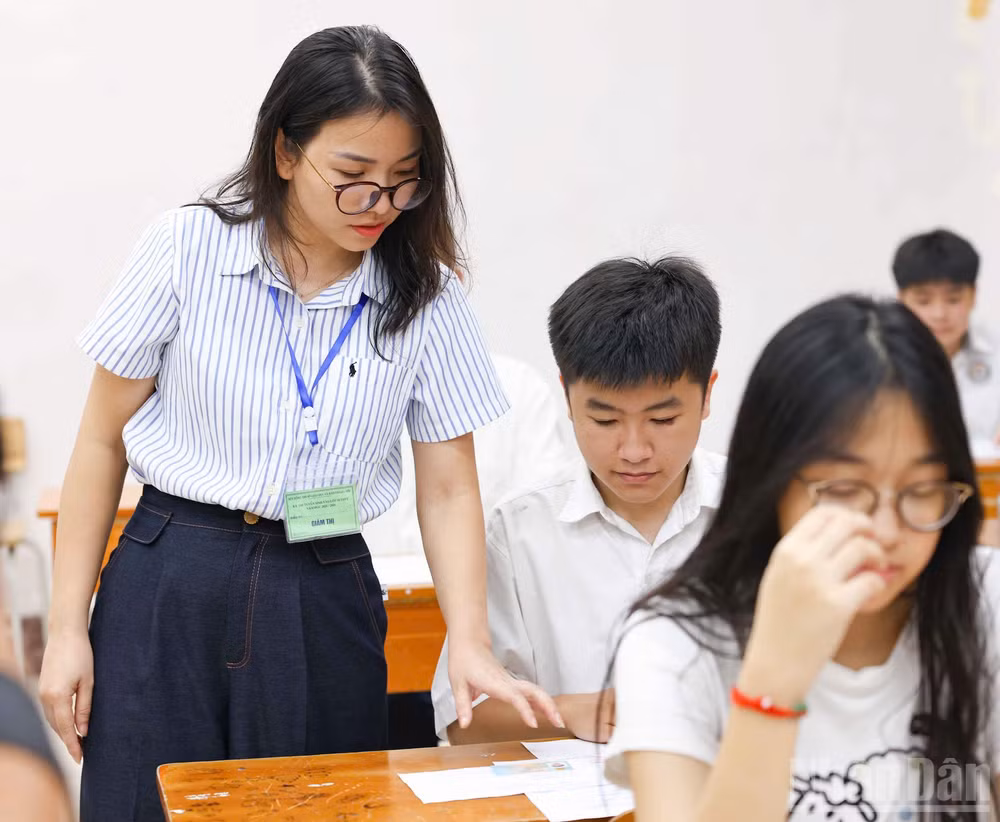 Tại Kỳ thi tuyển sinh vào lớp 10 năm học 2025-2026 của Hà Nội (Ảnh: ĐẠI THÂNG)