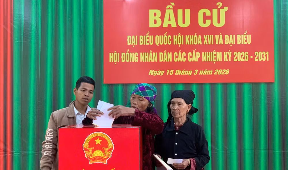 Nhân dân gửi gắm niềm tin và kỳ vọng trong từng lá phiếu.