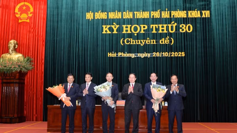 hop-hoi-dong-1-6734.jpg
