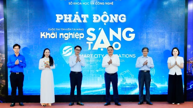 Các đại biểu thực hiện nghi thức phát động cuộc thi tìm kiếm tài năng khởi nghiệp sáng tạo thành phố Hải Phòng năm 2026.