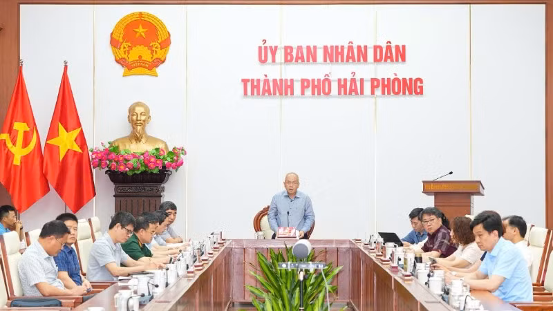 chu-tich-hntt-dau-tu-cong-3798.jpg