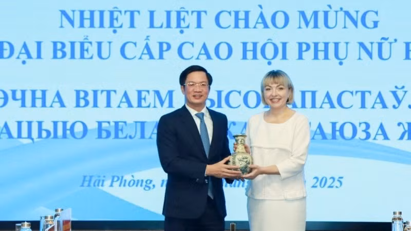 qua-luu-niem-8859.jpg